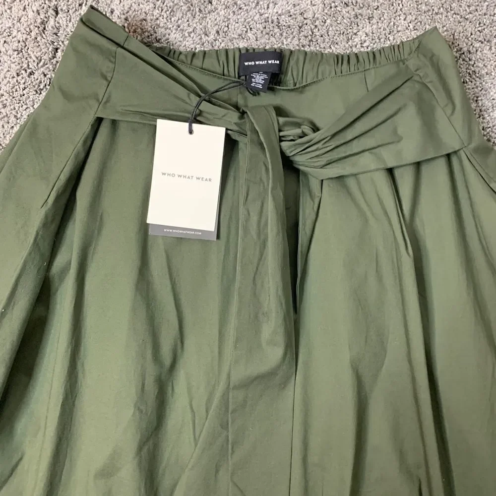 NWT Who What Wear knot front skirt. Size 2 - Picture 5 of 6